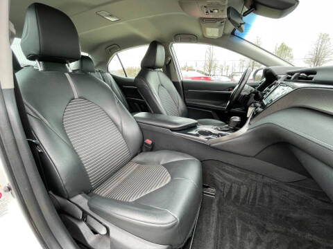 2019 Toyota Camry SE