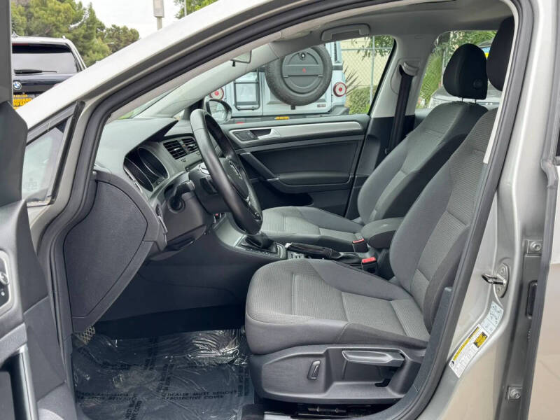2016 Volkswagen Golf