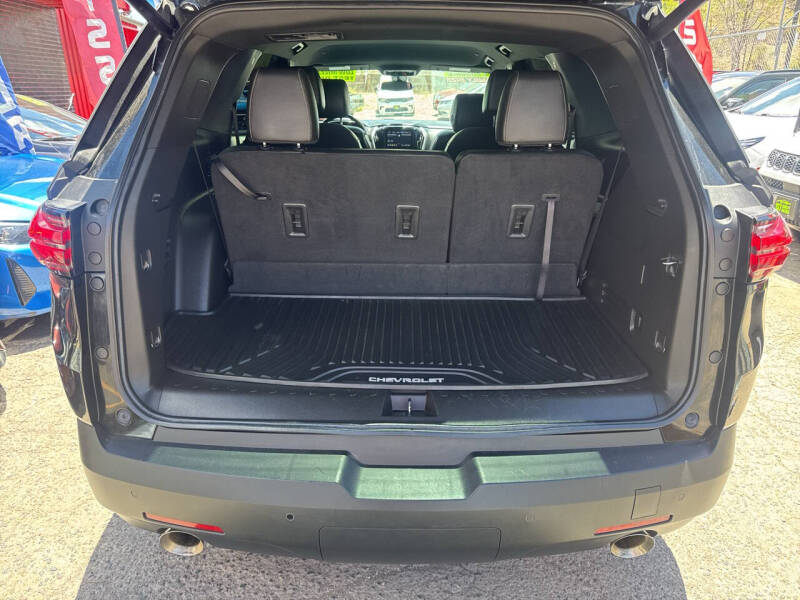 2022 Chevrolet Traverse LT Leather