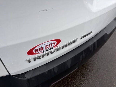 2023 Chevrolet Traverse LS