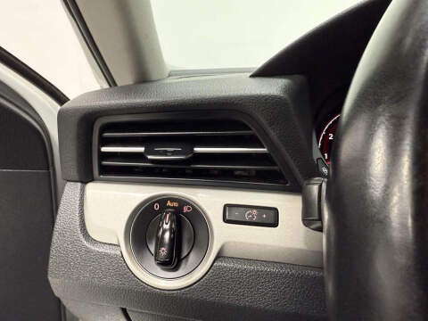 2020 Volkswagen Passat SE