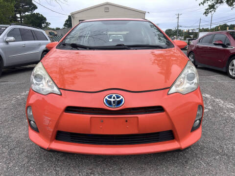 2013 Toyota Prius c Two