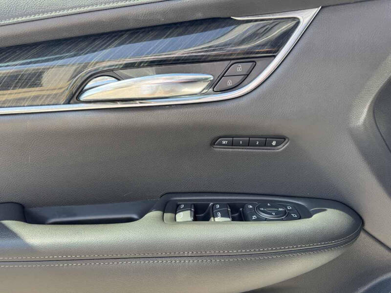 2020 Cadillac XT6 Premium Luxury