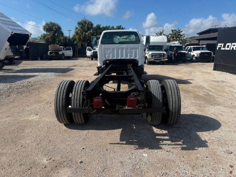 2005 Ford F-750 Super Duty