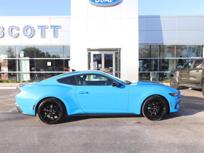 2024 Ford Mustang EcoBoost