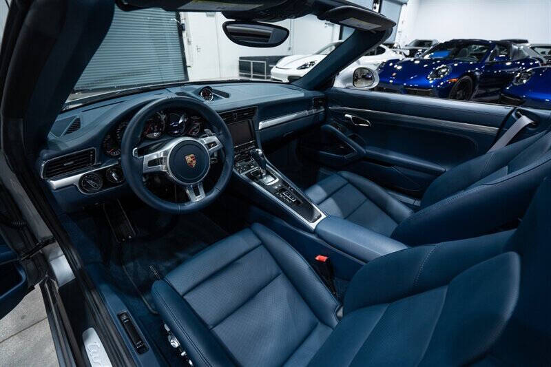 2015 Porsche 911 Turbo