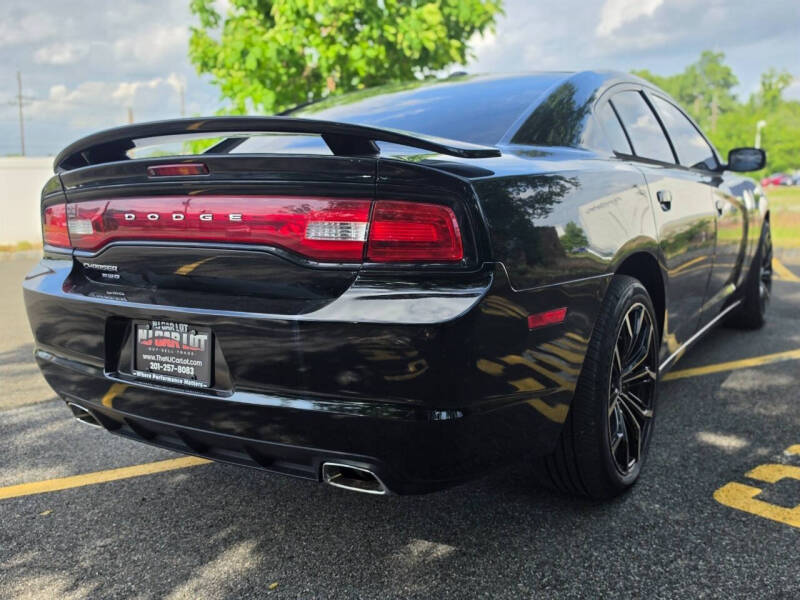 2013 Dodge Charger SXT