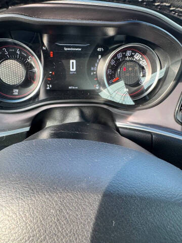 2019 Dodge Challenger SXT