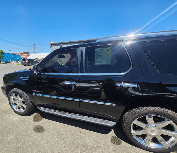 2013 Cadillac Escalade Luxury