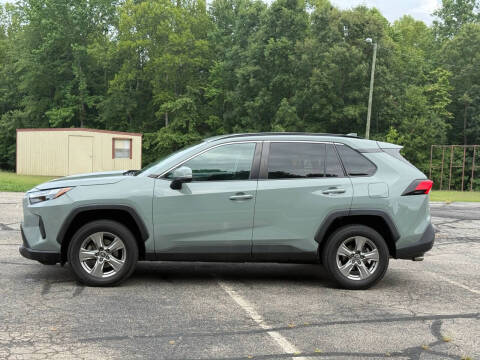 2022 Toyota RAV4 XLE
