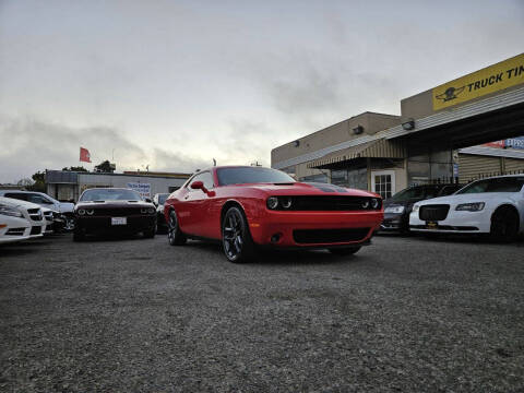 2019 Dodge Challenger SXT