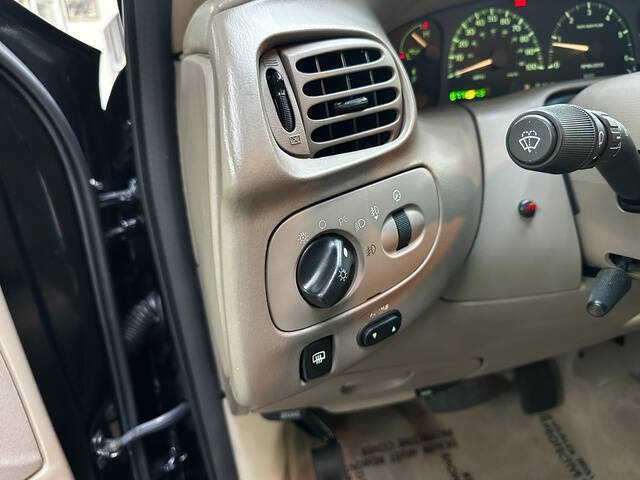 2002 Lincoln Navigator