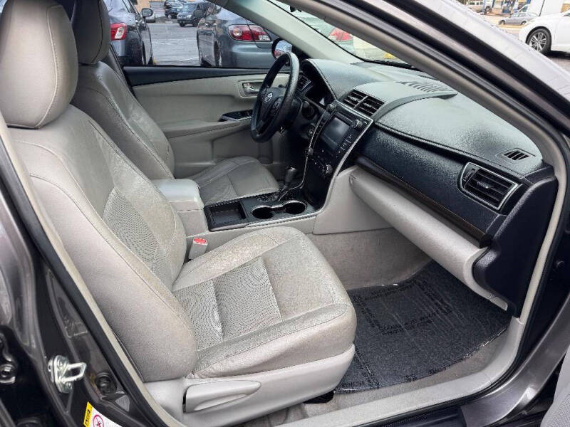 2015 Toyota Camry LE