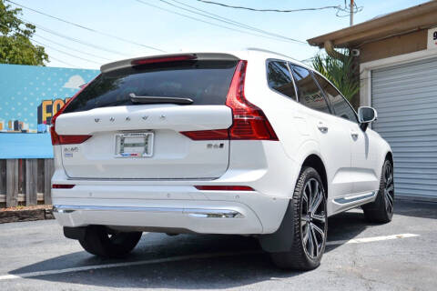 2023 Volvo XC60 B6 Ultimate Bright Theme