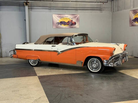 1956 Ford Sunliner