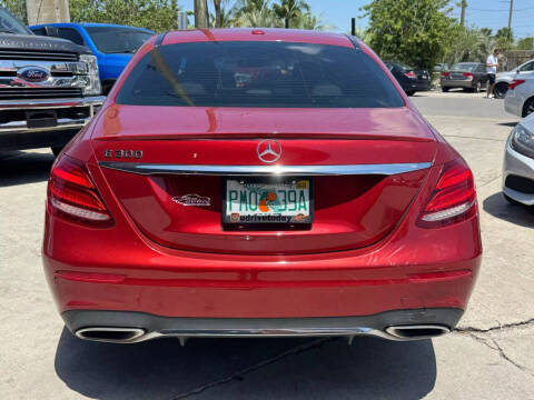 2018 Mercedes-Benz E-Class E 300