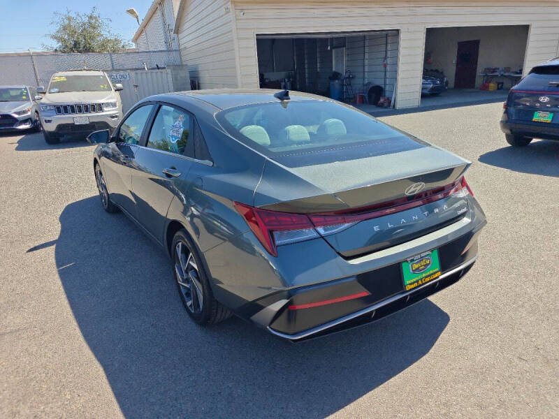 2025 Hyundai Elantra Limited