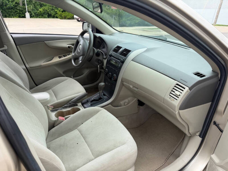 2009 Toyota Corolla LE