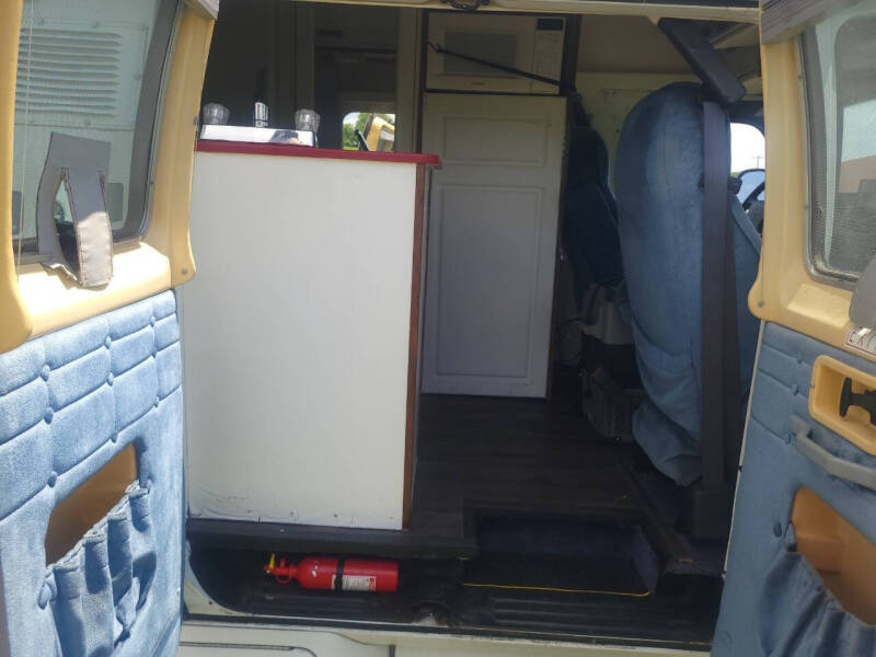 2000 Dodge Ram Van 3500