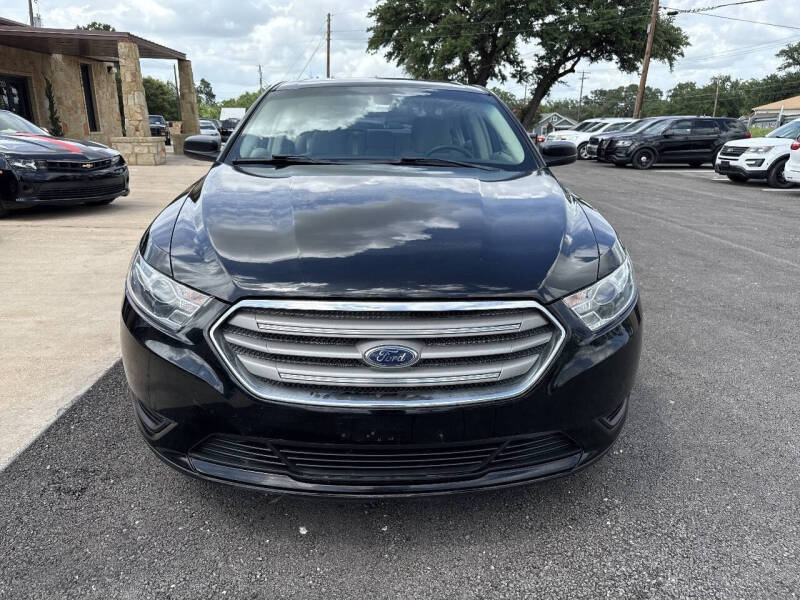 2018 Ford Taurus SE