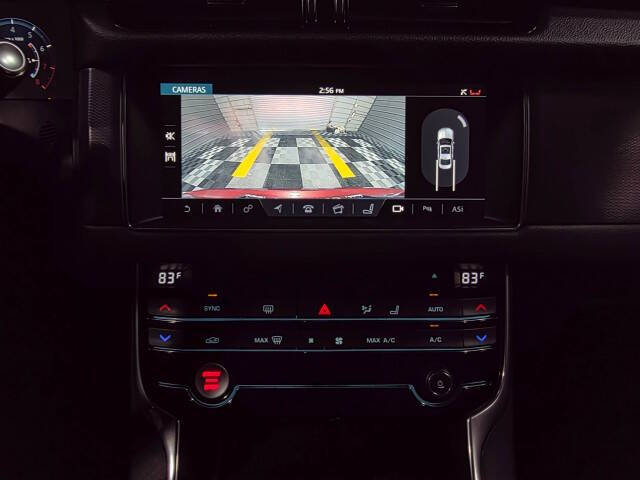 2017 Jaguar XF 35t R-Sport