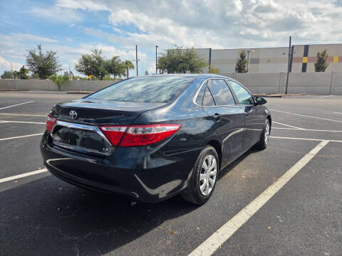 2015 Toyota Camry LE