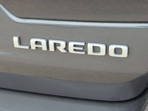 2024 Jeep Grand Cherokee Laredo