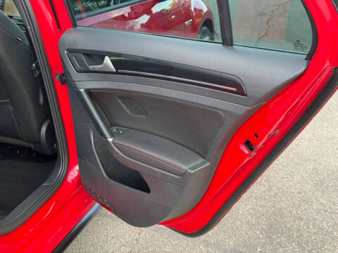 2016 Volkswagen Golf GTI