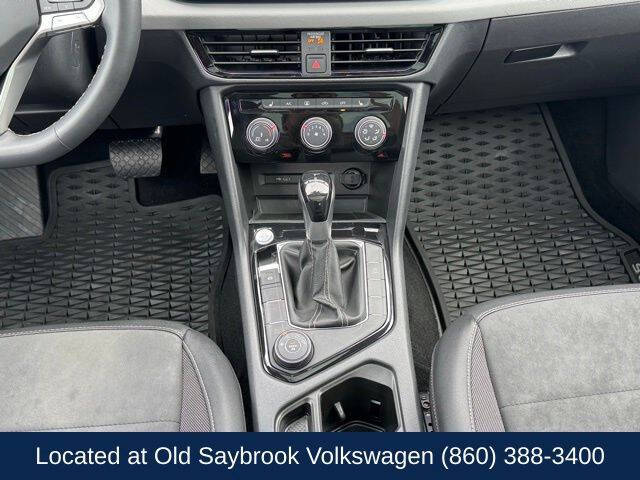 2023 Volkswagen Taos SE 4Motion