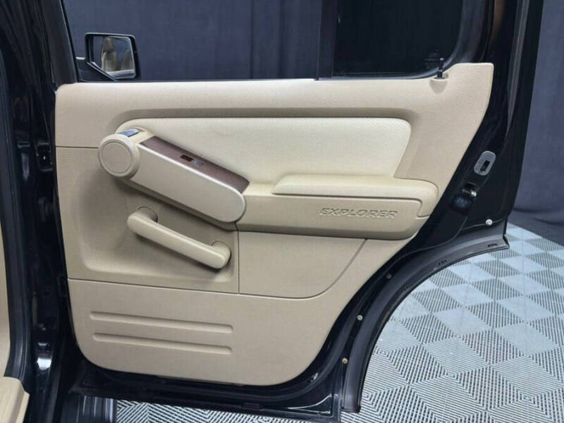2007 Ford Explorer Limited