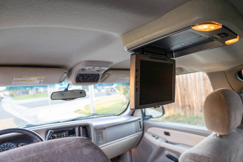 2001 Chevrolet Suburban 1500 LS