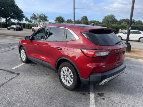 2020 Ford Escape SE