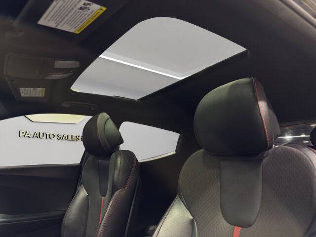 2019 Hyundai Veloster