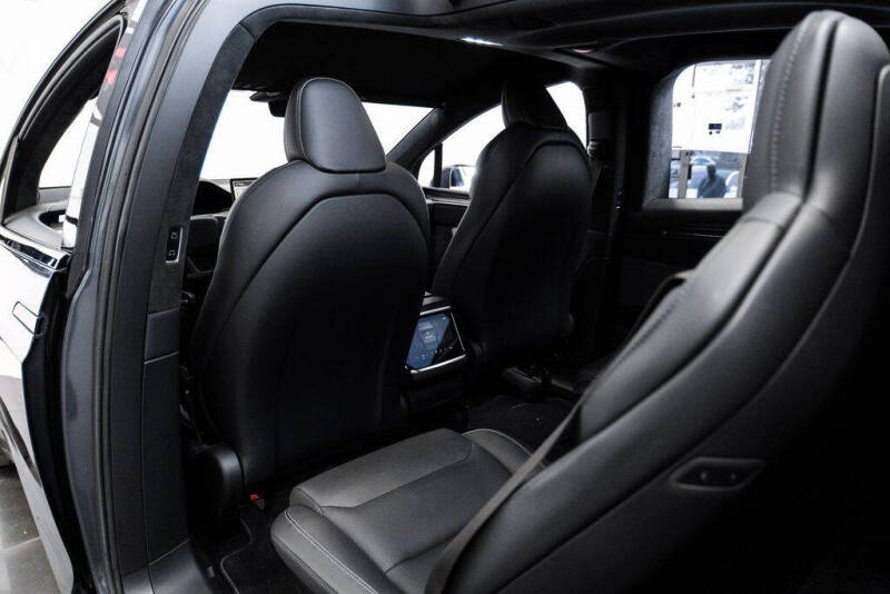 2023 Tesla Model X Plaid