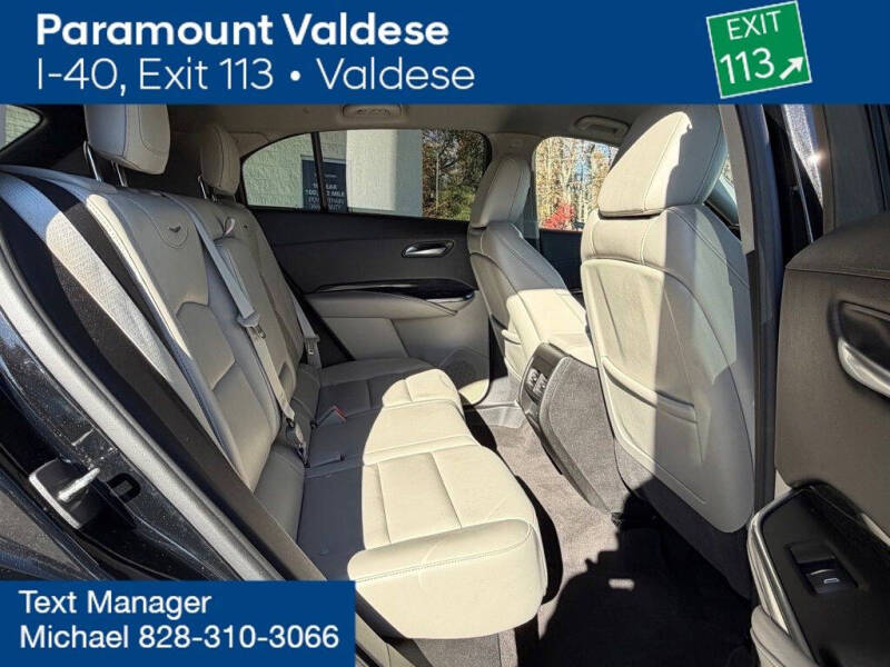 2023 Cadillac XT4 Premium Luxury