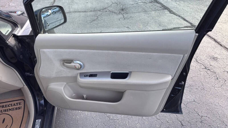 2007 Nissan Versa 1.8 S