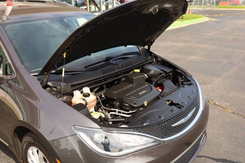 2018 Chrysler Pacifica Touring L