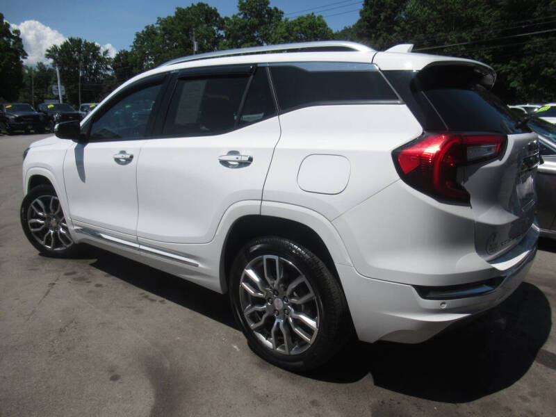 2022 GMC Terrain Denali