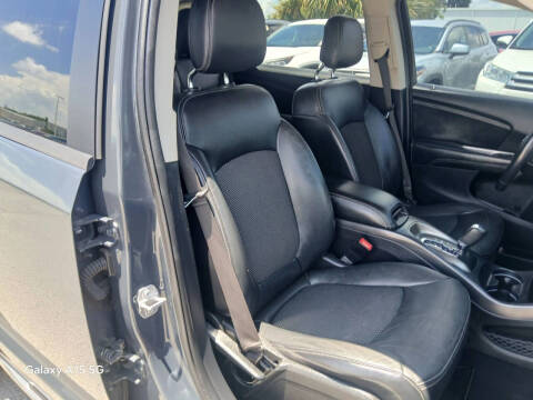 2018 Dodge Journey Crossroad