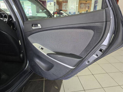 2012 Hyundai Accent GS