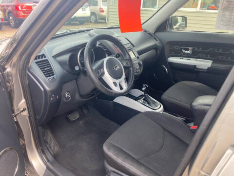 2012 Kia Soul +