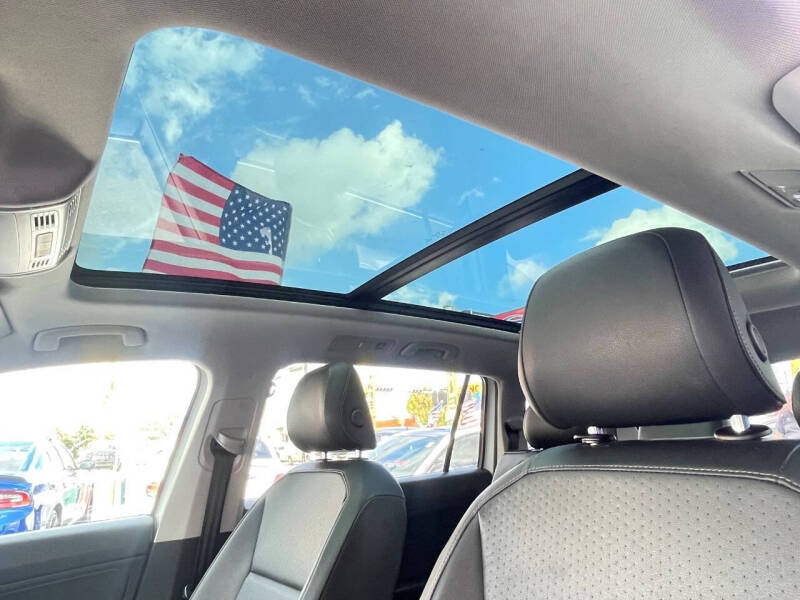 2020 Volkswagen Tiguan SE