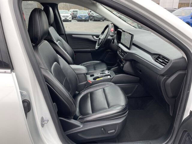 2024 Ford Escape Platinum