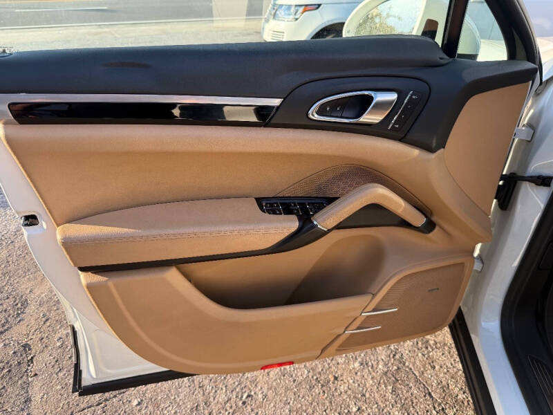 2016 Porsche Cayenne