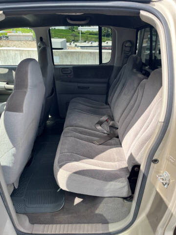 2003 Dodge Dakota SLT