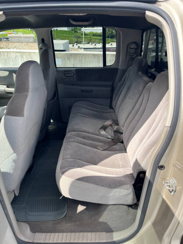 2003 Dodge Dakota SLT