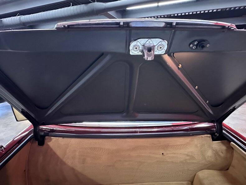 1982 Mercedes-Benz 380-Class 380 SL