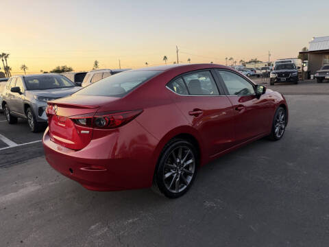 2018 Mazda MAZDA3 Touring