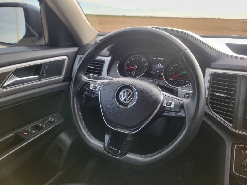 2019 Volkswagen Atlas SE w/Tech photo 18