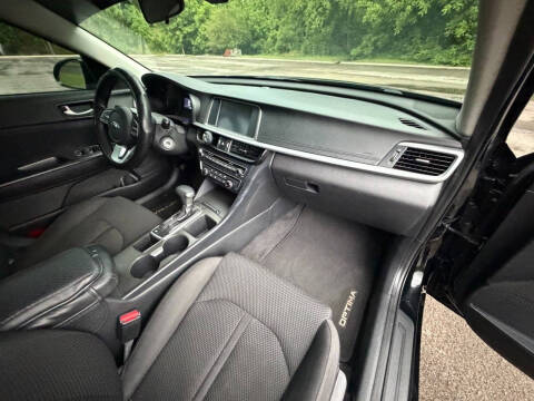 2019 Kia Optima LX